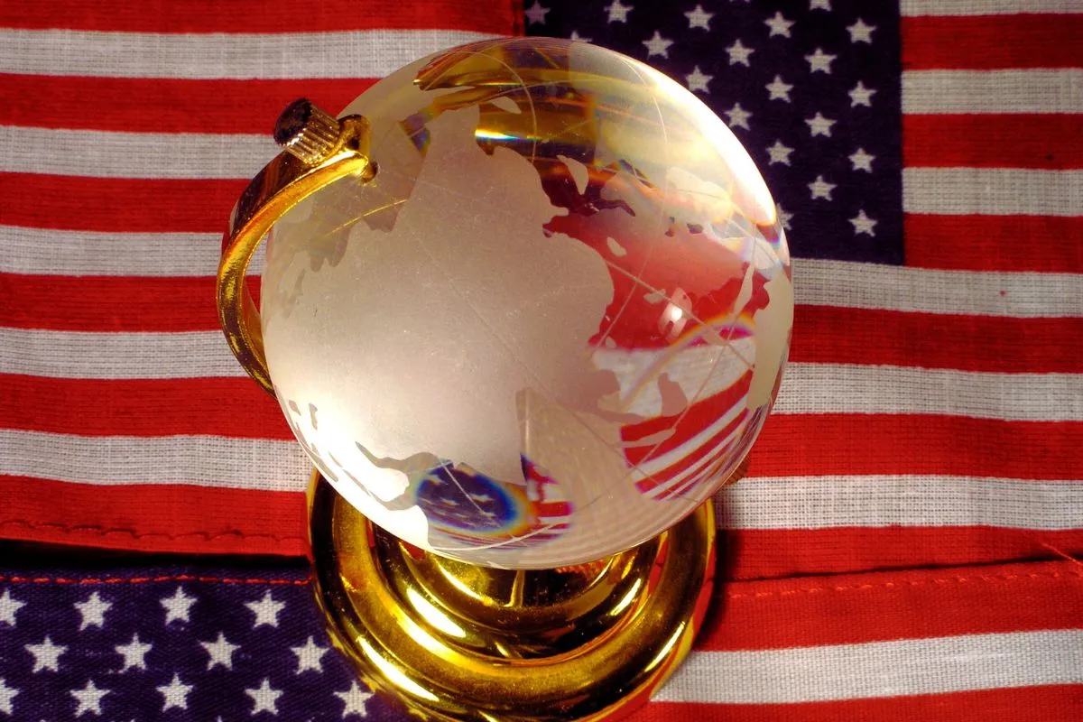 une-equipe-multiculturelle-discute-de-la-democratie-en-entreprise-a-linternational-explorant-les-differences-culturelles-et-les-pratiques-variees-a-travers-le-monde